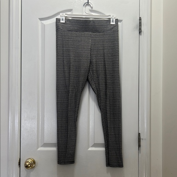 Philosophy Womens Medium Black, Brown and White Houndstooth Leggings - Picture 1 of 5